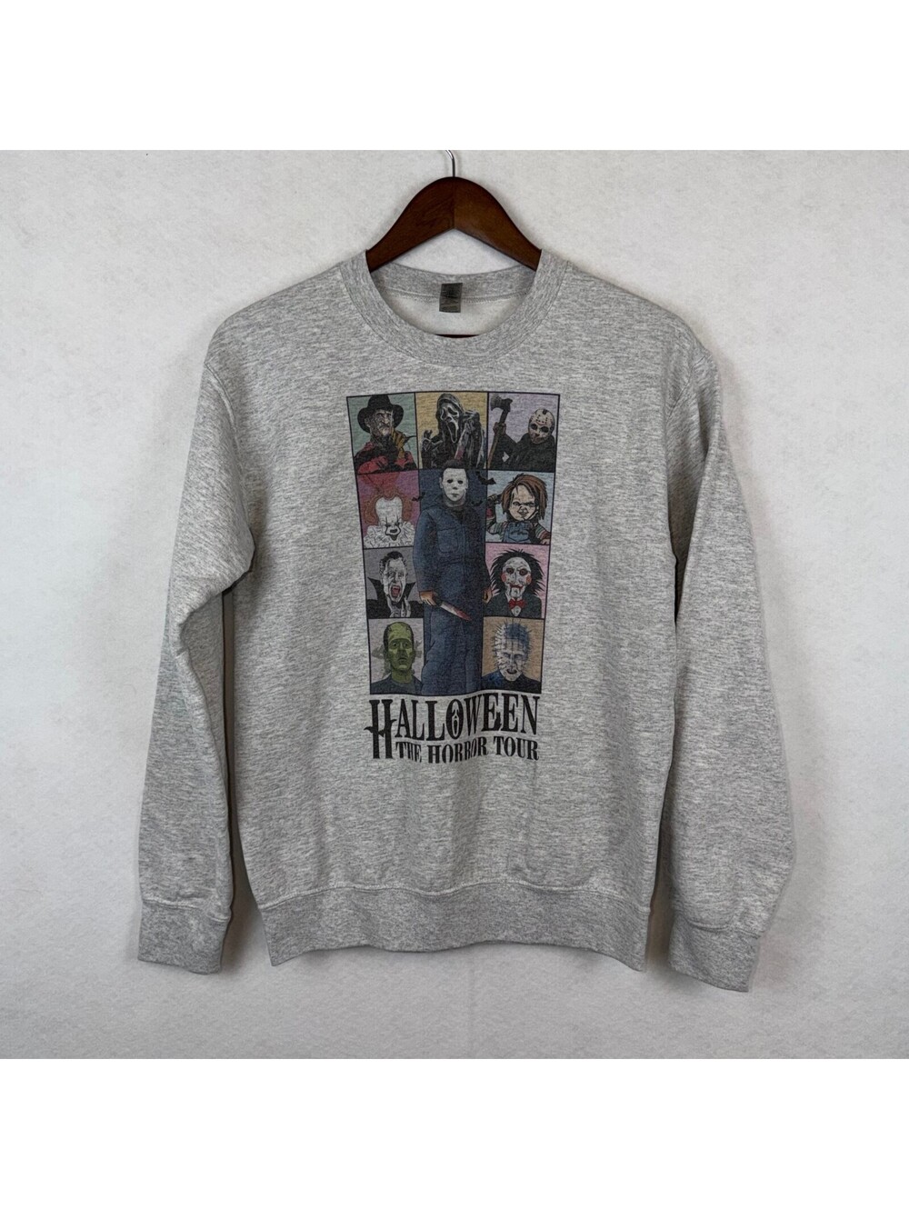 Halloween The Horror Tour Graphic Sweatshirt Size Small